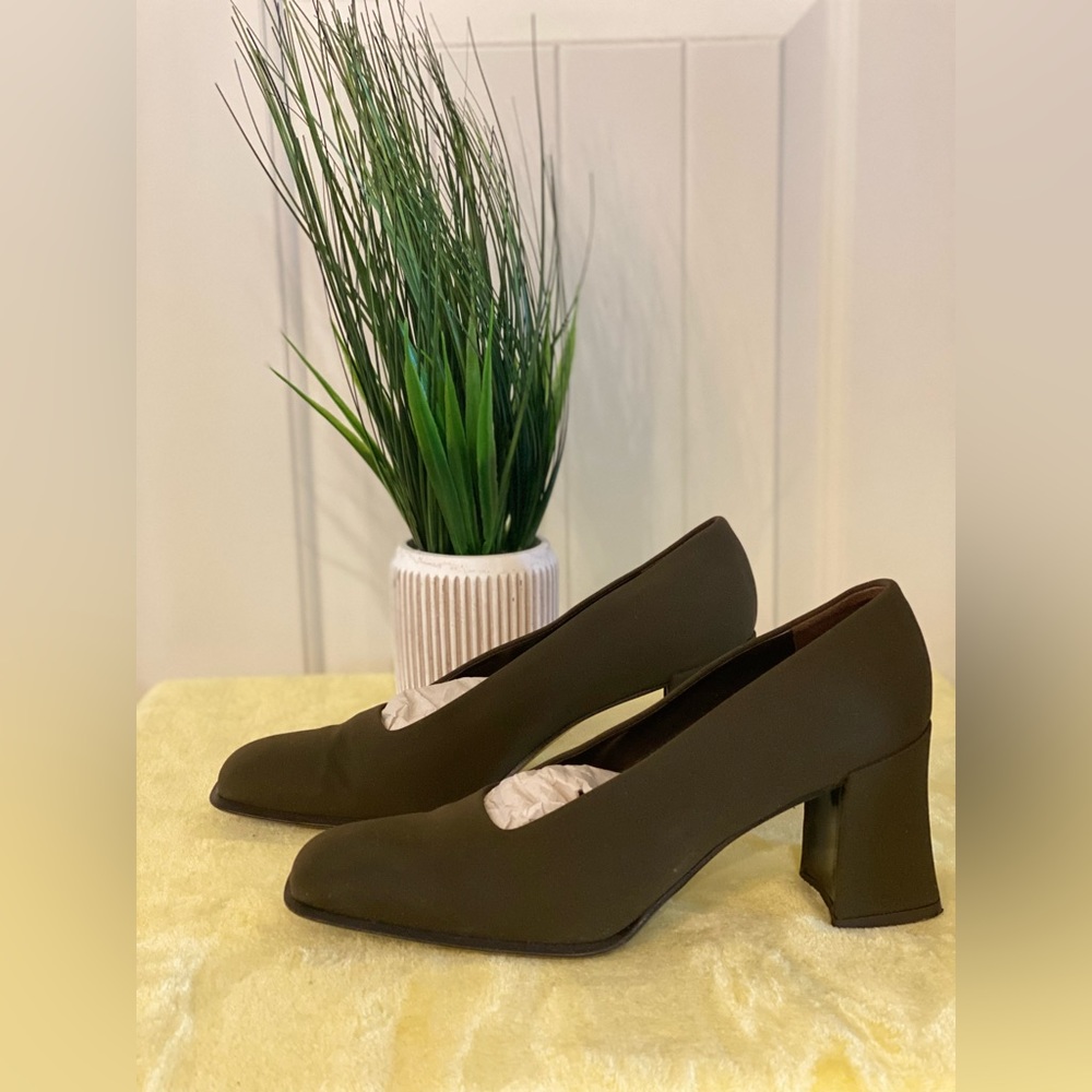 Via Spiga Pumps